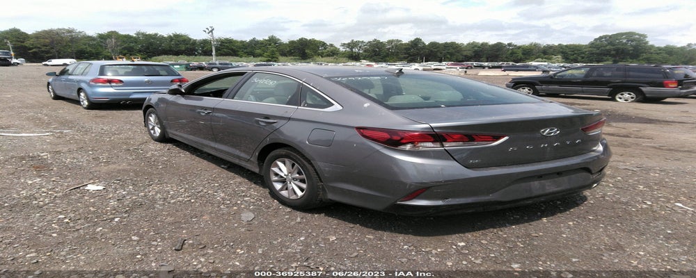 5NPE24AF0JH670288 2018 HYUNDAI SONATA photo no. 3