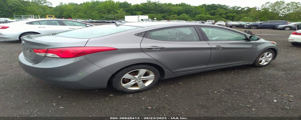 5NPDH4AEXDH447813 2013 HYUNDAI ELANTRA photo no. 4
