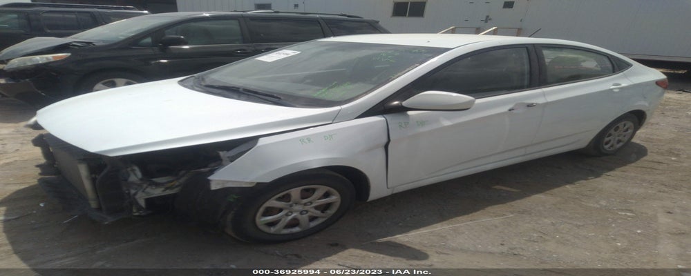 KMHCT4AE3DU533279 2013 HYUNDAI ACCENT photo no. 2