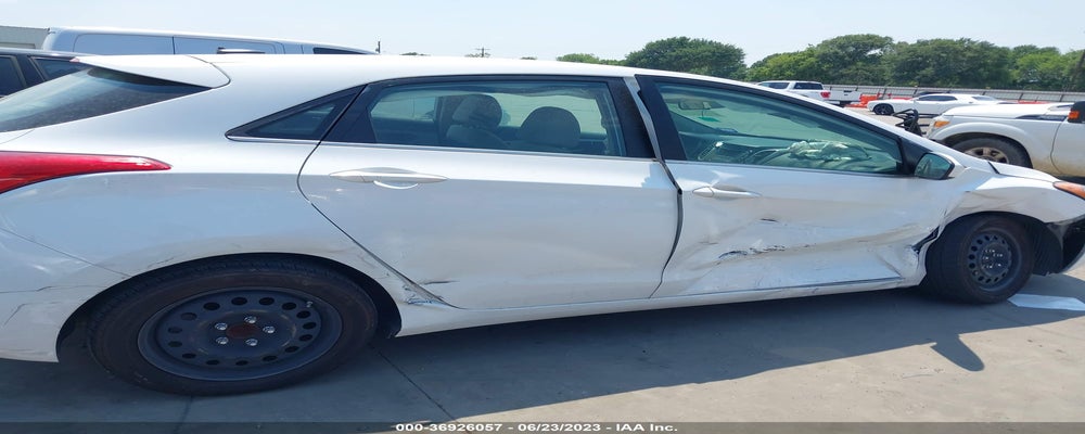 KMHD35LH7GU332961 2016 HYUNDAI ELANTRA GT photo no. 6