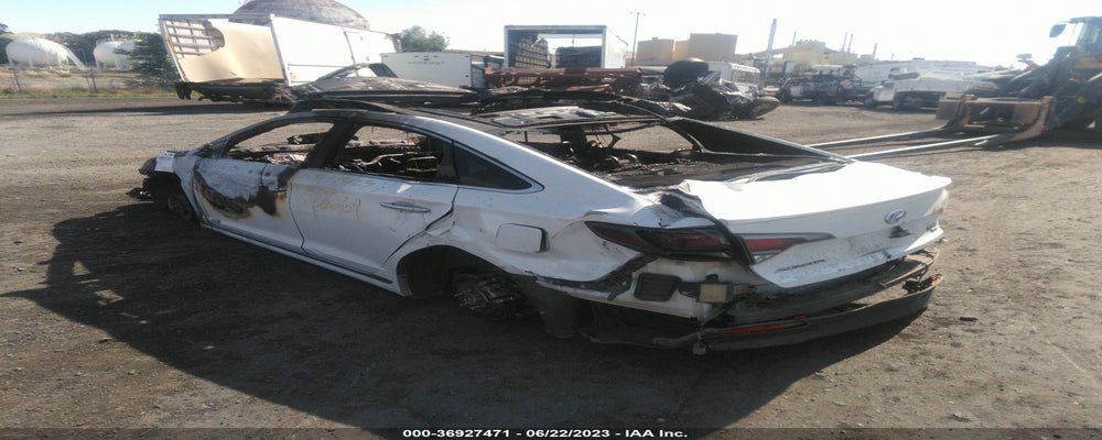 KMHE34L10GA009550 2016 HYUNDAI SONATA HYBRID photo no. 3