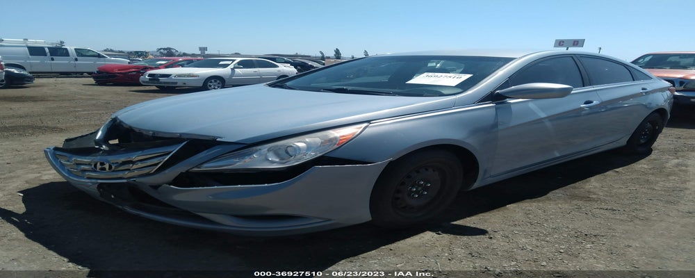5NPEB4AC4BH037865 2011 HYUNDAI SONATA photo no. 2