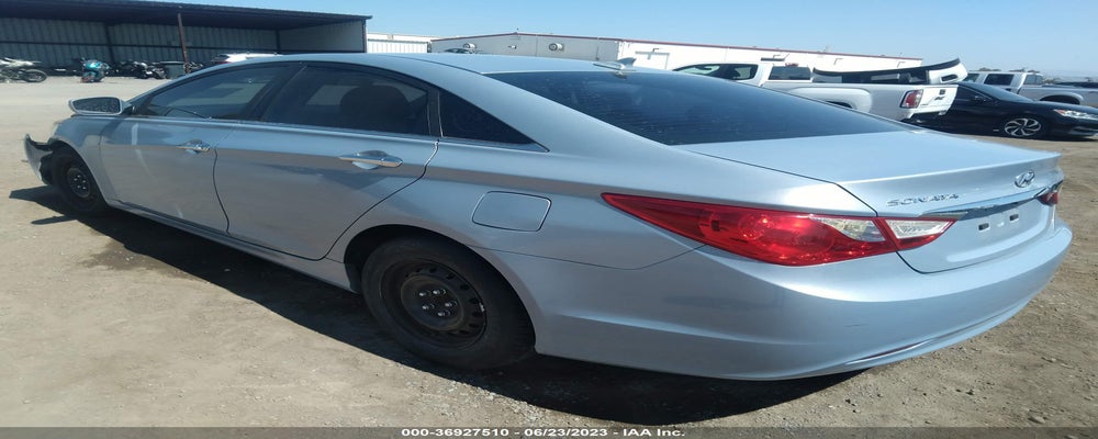 5NPEB4AC4BH037865 2011 HYUNDAI SONATA photo no. 3