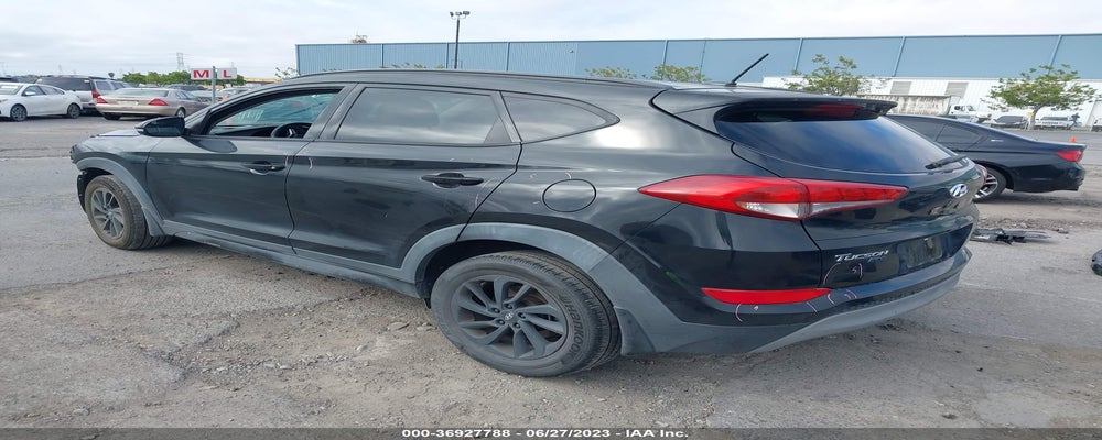 KM8J33A24HU388878 2017 HYUNDAI TUCSON photo no. 3