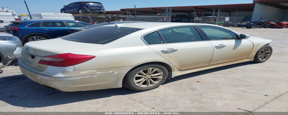 KMHGC4DD8DU243656 2013 HYUNDAI GENESIS photo no. 4