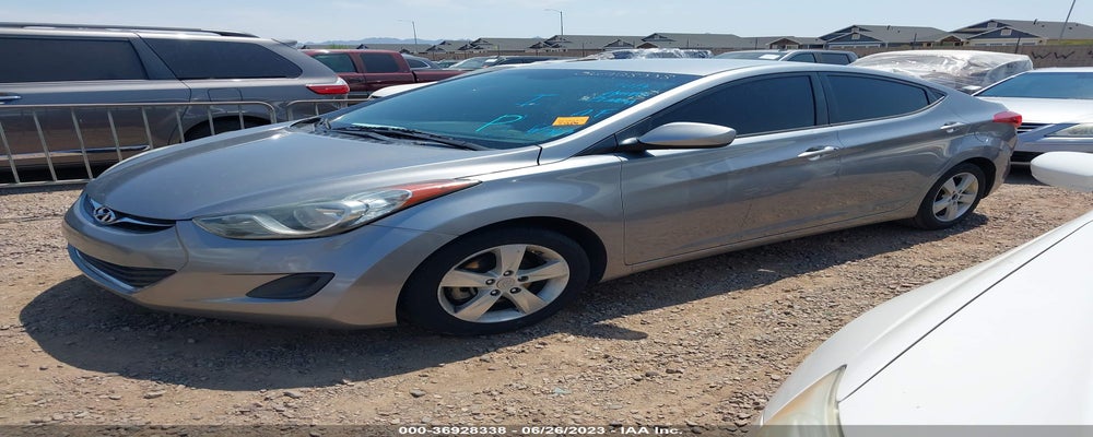 KMHDH4AE2DU726738 2013 HYUNDAI ELANTRA photo no. 2