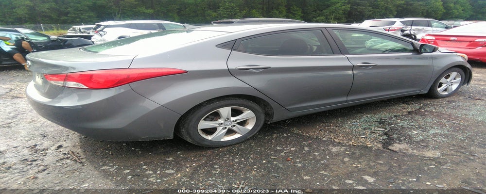 5NPDH4AEXDH361238 2013 HYUNDAI ELANTRA photo no. 4
