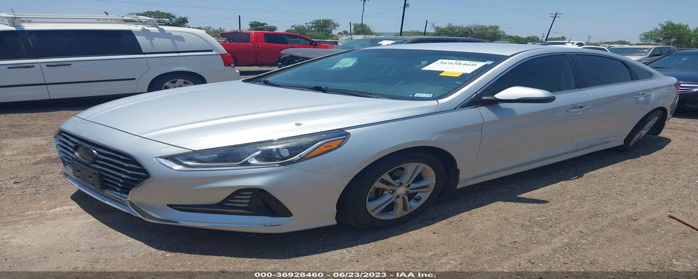 5NPE34AF7JH675775 2018 HYUNDAI SONATA photo no. 2