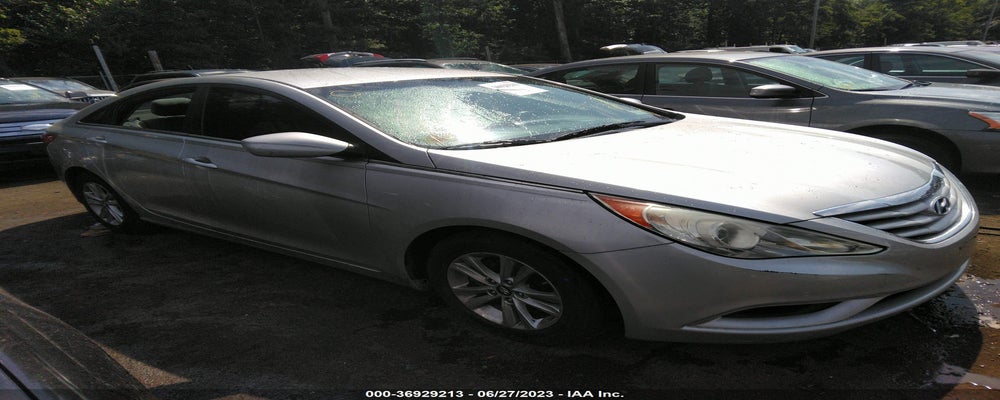 5NPEB4AC9BH159041 2011 HYUNDAI SONATA photo no. 3