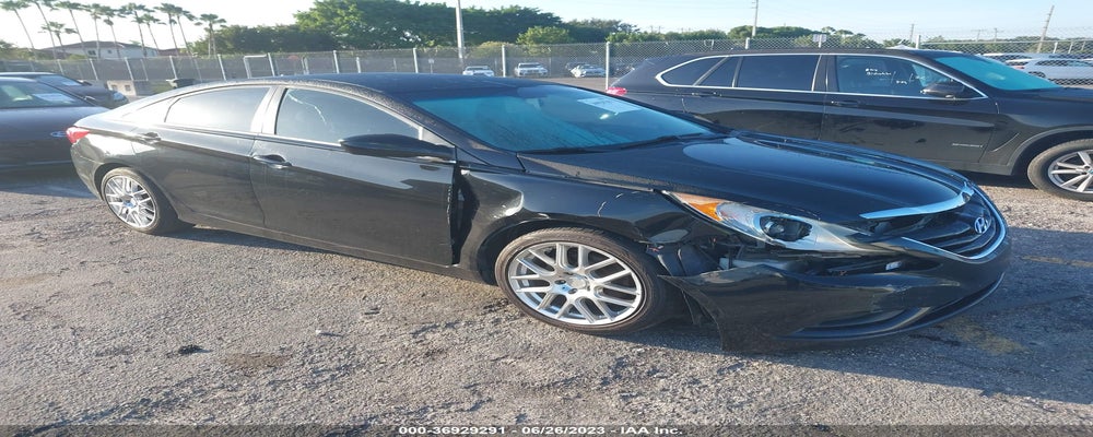 5NPEB4AC8BH217902 2011 HYUNDAI SONATA photo no. 11
