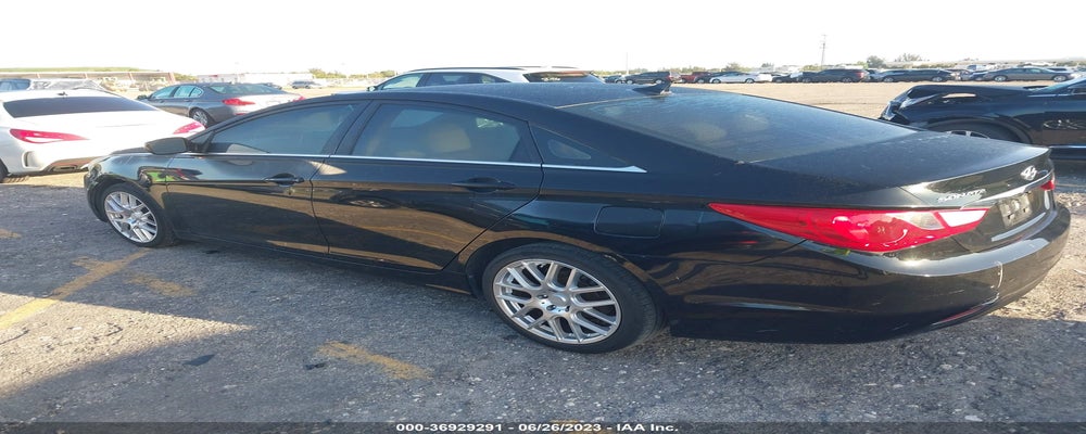 5NPEB4AC8BH217902 2011 HYUNDAI SONATA photo no. 3