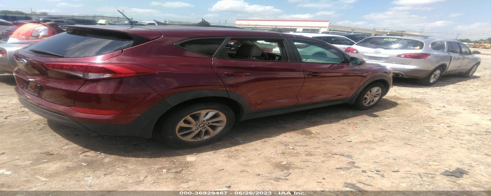 KM8J23A48HU431879 2017 HYUNDAI TUCSON photo no. 4