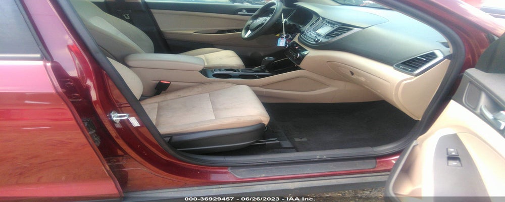 KM8J23A48HU431879 2017 HYUNDAI TUCSON photo no. 5