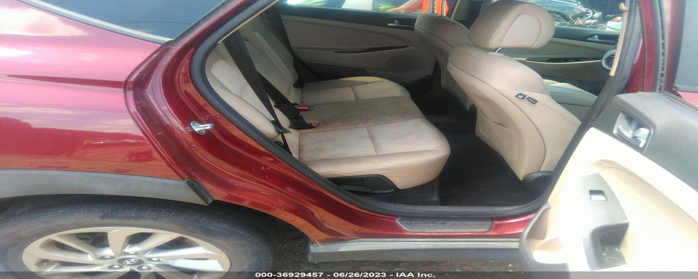KM8J23A48HU431879 2017 HYUNDAI TUCSON photo no. 8