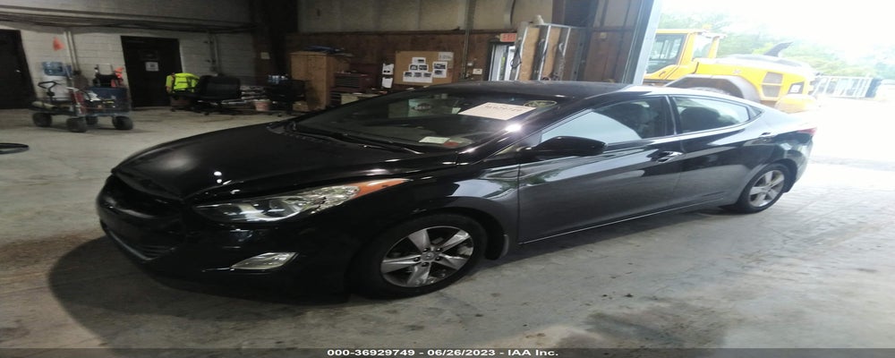 5NPDH4AE1DH413470 2013 HYUNDAI ELANTRA photo no. 2