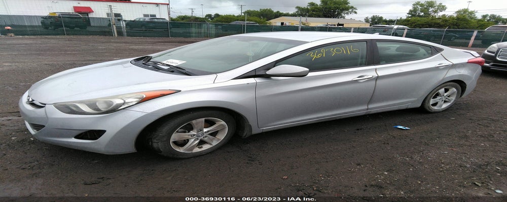 5NPDH4AE9DH168899 2013 HYUNDAI ELANTRA photo no. 2
