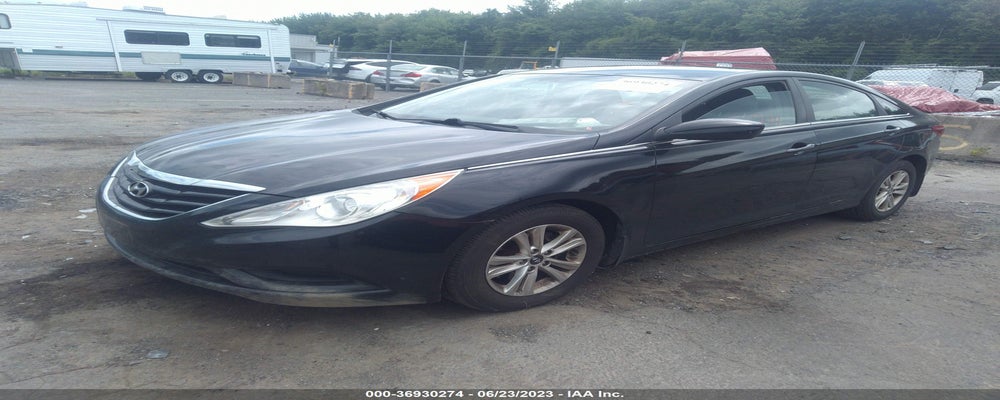 5NPEB4AC1BH278413 2011 HYUNDAI SONATA photo no. 2
