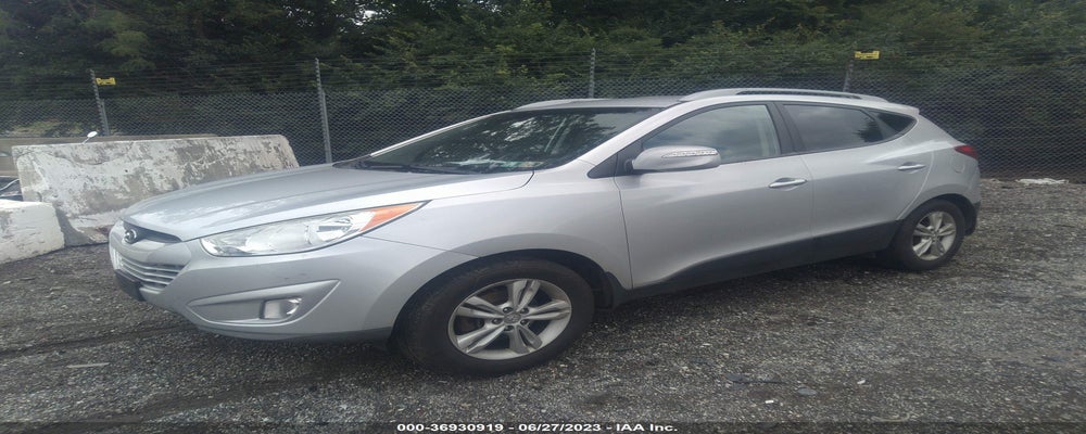 KM8JUCAC6DU558545 2013 HYUNDAI TUCSON photo no. 2
