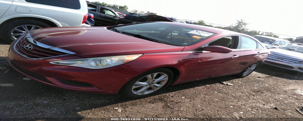 5NPEB4AC9BH042866 2011 HYUNDAI SONATA photo no. 2