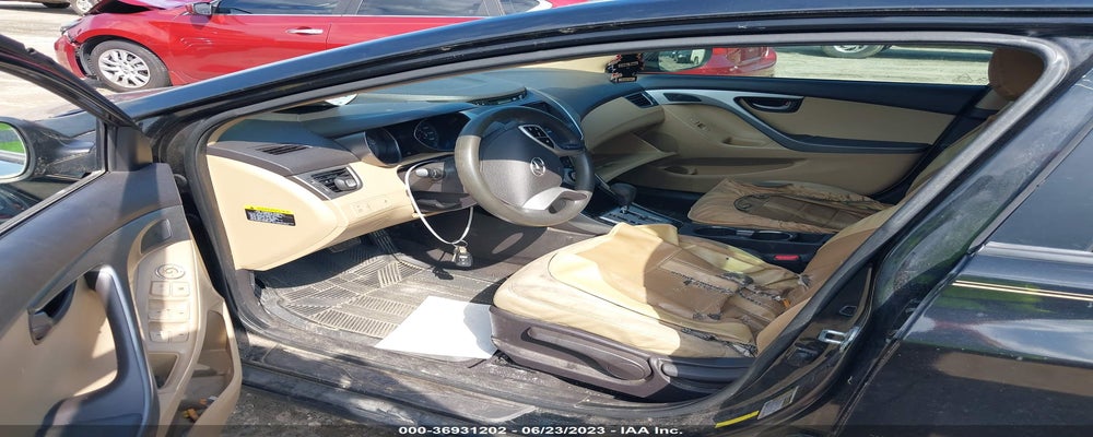 5NPDH4AE2CH137573 2012 HYUNDAI ELANTRA photo no. 7