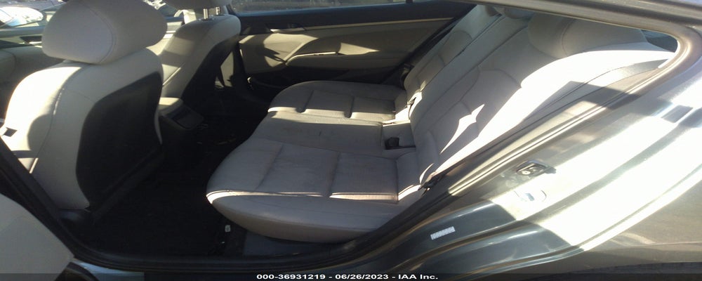 KMHD74LF9HU117032 2017 HYUNDAI ELANTRA photo no. 8