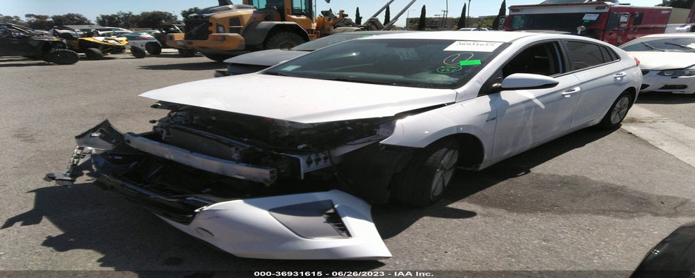 KMHC65LC2KU180586 2019 HYUNDAI IONIQ HYBRID photo no. 2
