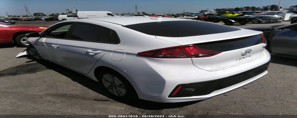 KMHC65LC2KU180586 2019 HYUNDAI IONIQ HYBRID photo no. 3