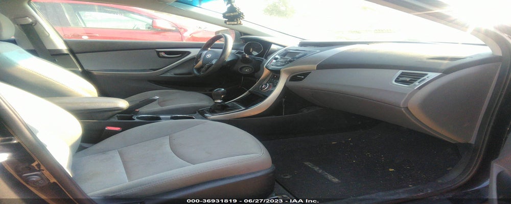 5NPDH4AE0DH384351 2013 HYUNDAI ELANTRA photo no. 5