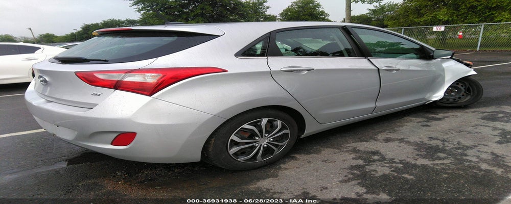 KMHD35LH2GU287475 2016 HYUNDAI ELANTRA GT photo no. 4