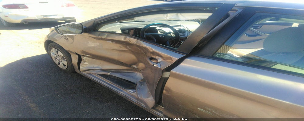 5NPDH4AE3GH693462 2016 HYUNDAI ELANTRA photo no. 6
