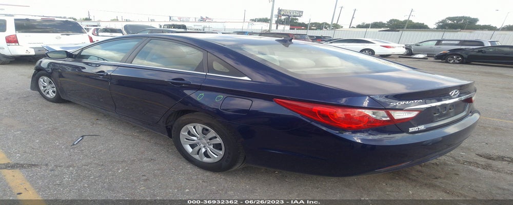 5NPEB4ACXBH079943 2011 HYUNDAI SONATA photo no. 3