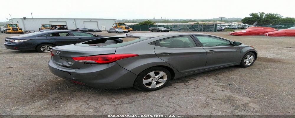 5NPDH4AE0DH432043 2013 HYUNDAI ELANTRA photo no. 4