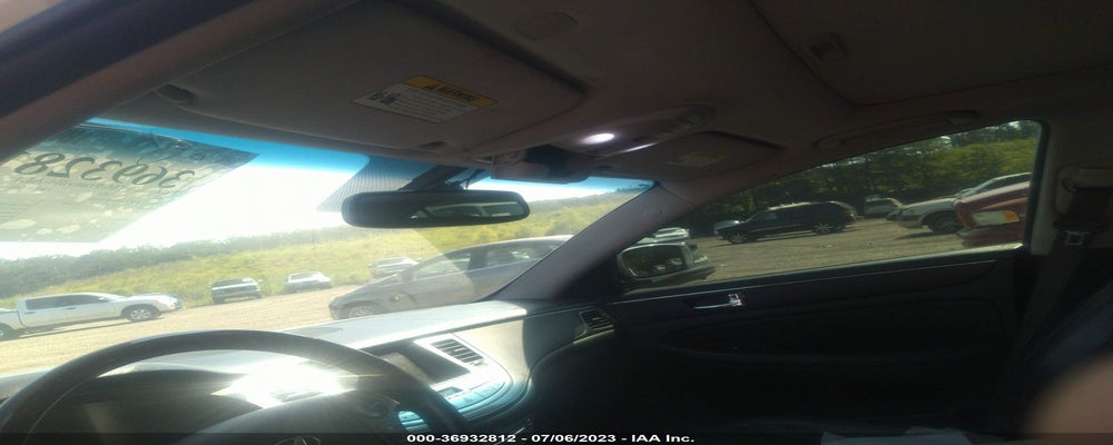 KMHGC4DF7BU121823 2011 HYUNDAI GENESIS photo no. 11