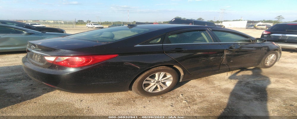 5NPEB4AC6DH762242 2013 HYUNDAI SONATA photo no. 4