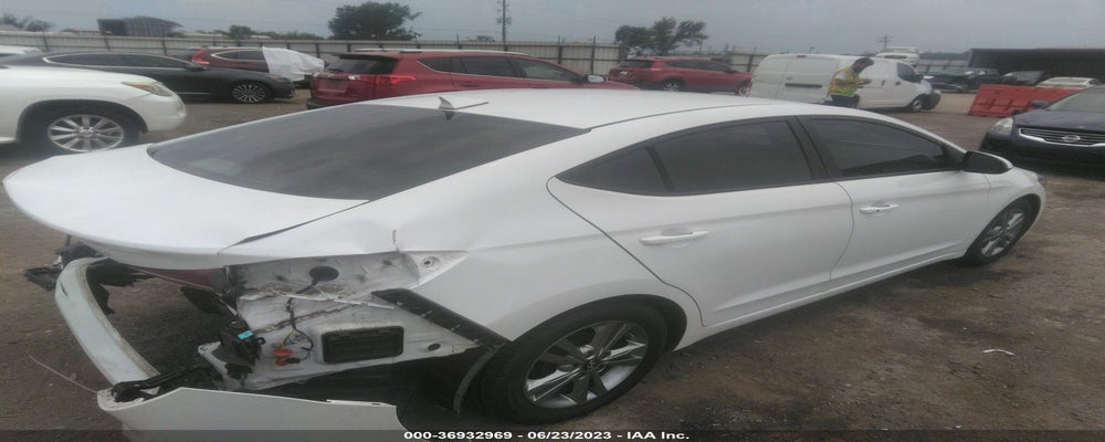 5NPD84LF5HH049856 2017 HYUNDAI ELANTRA photo no. 4