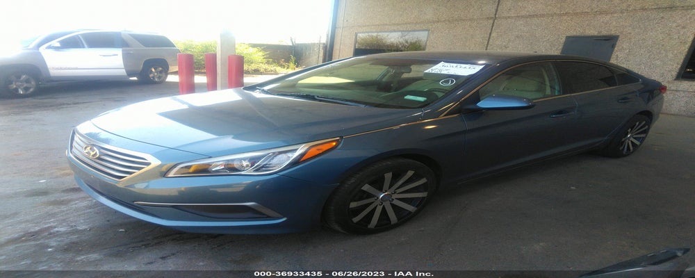 5NPE24AF5GH340557 2016 HYUNDAI SONATA photo no. 2