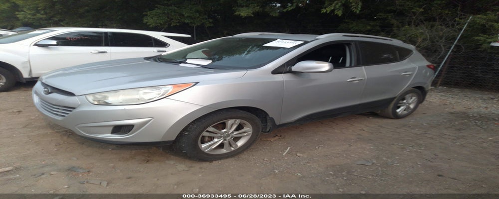 KM8JU3AC4BU172266 2011 HYUNDAI TUCSON photo no. 2