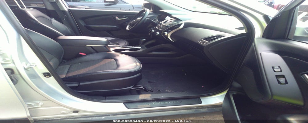 KM8JU3AC4BU172266 2011 HYUNDAI TUCSON photo no. 5