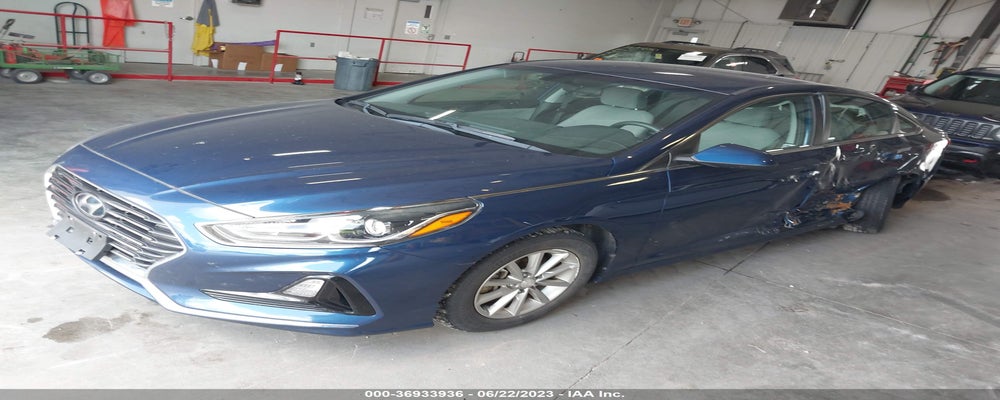 5NPE24AAXJH687250 2018 HYUNDAI SONATA photo no. 2