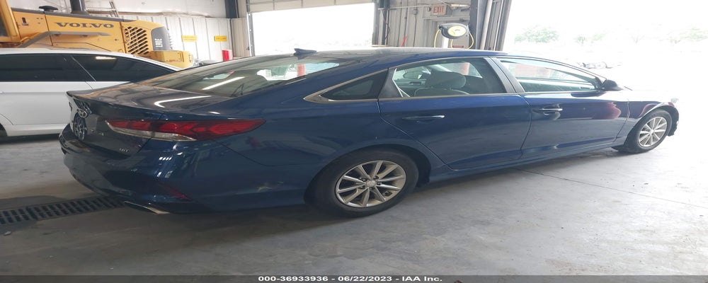 5NPE24AAXJH687250 2018 HYUNDAI SONATA photo no. 4