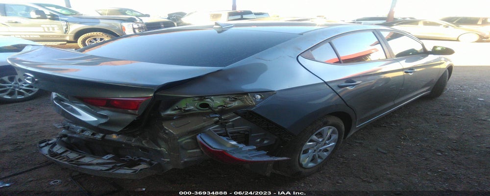 KMHD74LF5HU098995 2017 HYUNDAI ELANTRA photo no. 4