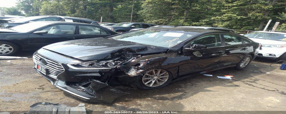 5NPE24AF4KH742806 2019 HYUNDAI SONATA photo no. 2