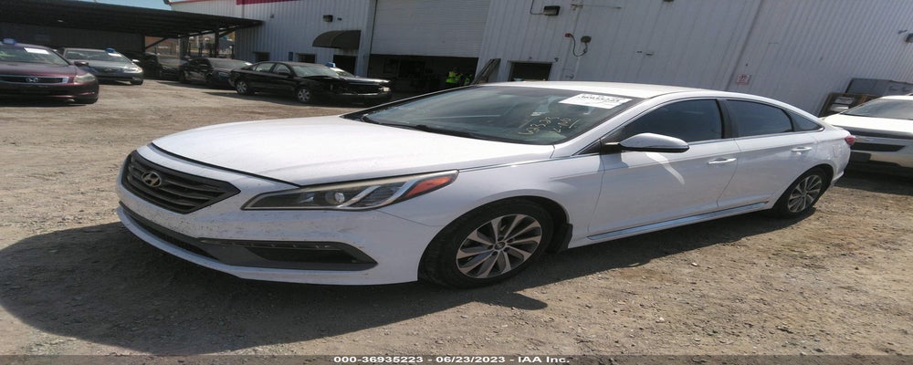 5NPE34AF4FH162877 2015 HYUNDAI SONATA photo no. 2