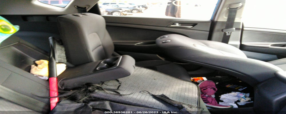 KM8J3CA42HU290000 2017 HYUNDAI TUCSON photo no. 8