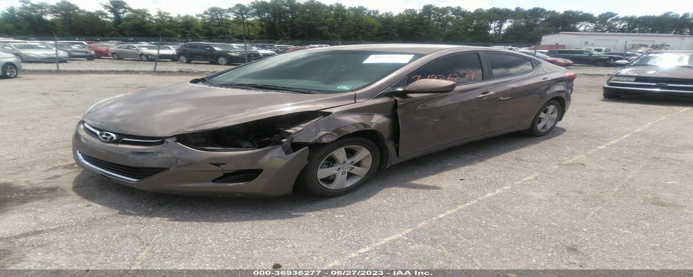 5NPDH4AEXDH400779 2013 HYUNDAI ELANTRA photo no. 2