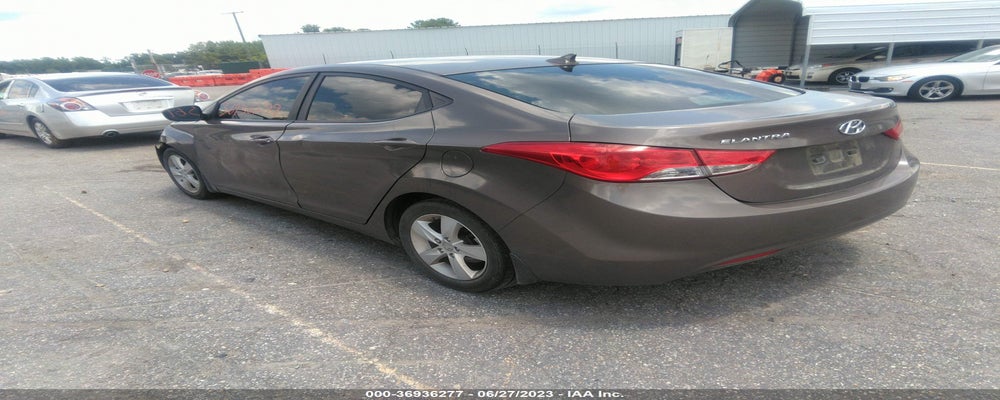 5NPDH4AEXDH400779 2013 HYUNDAI ELANTRA photo no. 3