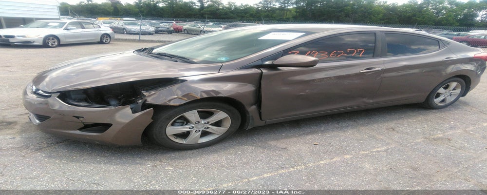 5NPDH4AEXDH400779 2013 HYUNDAI ELANTRA photo no. 6
