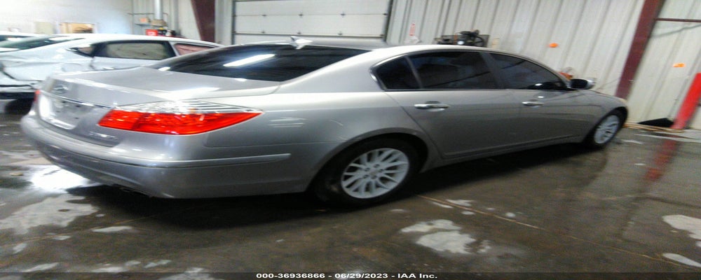 KMHGC4DE5AU074152 2010 HYUNDAI GENESIS photo no. 4