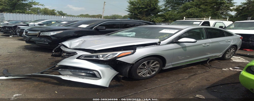 5NPE34AF4FH108172 2015 HYUNDAI SONATA photo no. 2