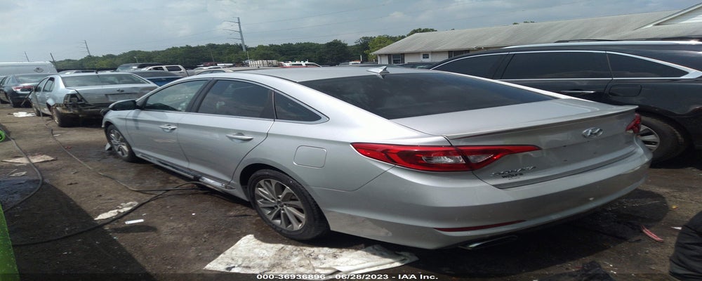 5NPE34AF4FH108172 2015 HYUNDAI SONATA photo no. 3
